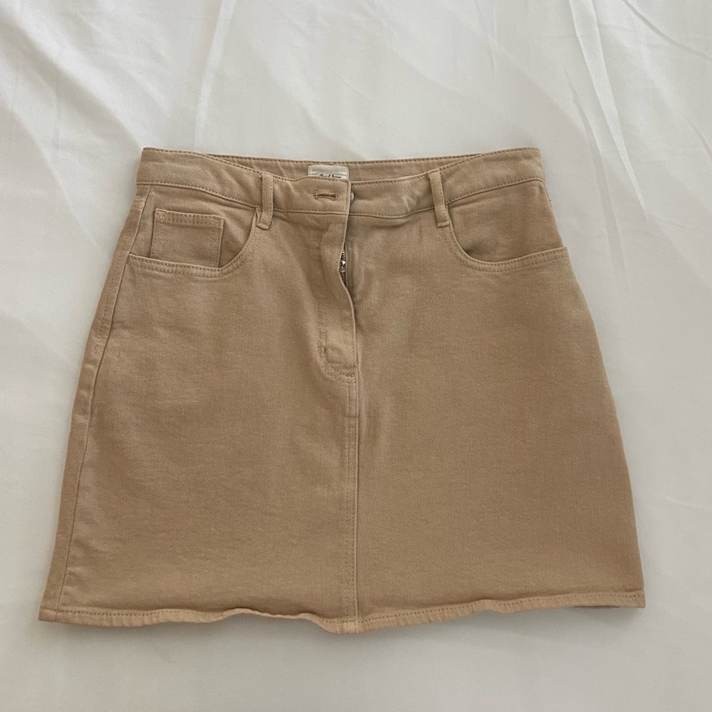 Aritzia denim skirt